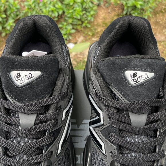 New Balance Shoe Palace Black Silver  Men's sneakers - Picture 6 of 8